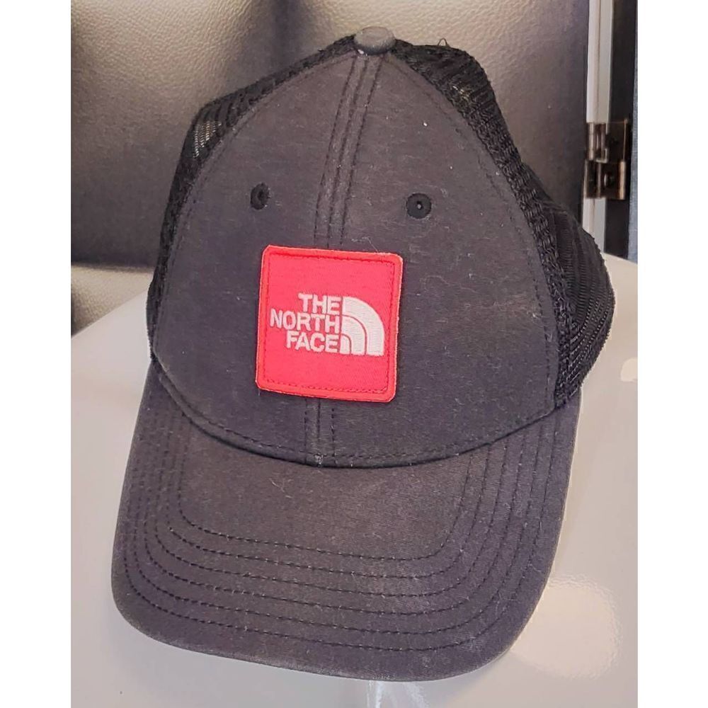 The North Face baseball cap